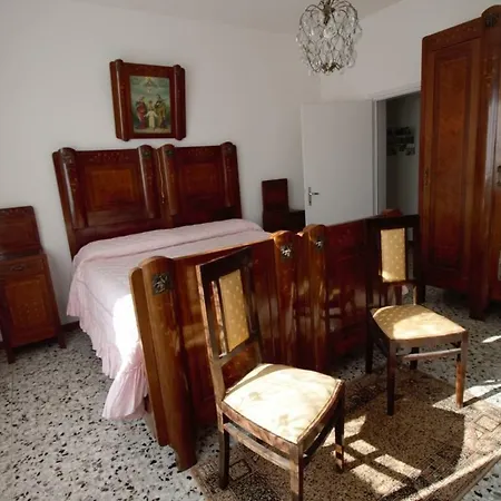 Casa Dudi Сasa de vacaciones Dongo